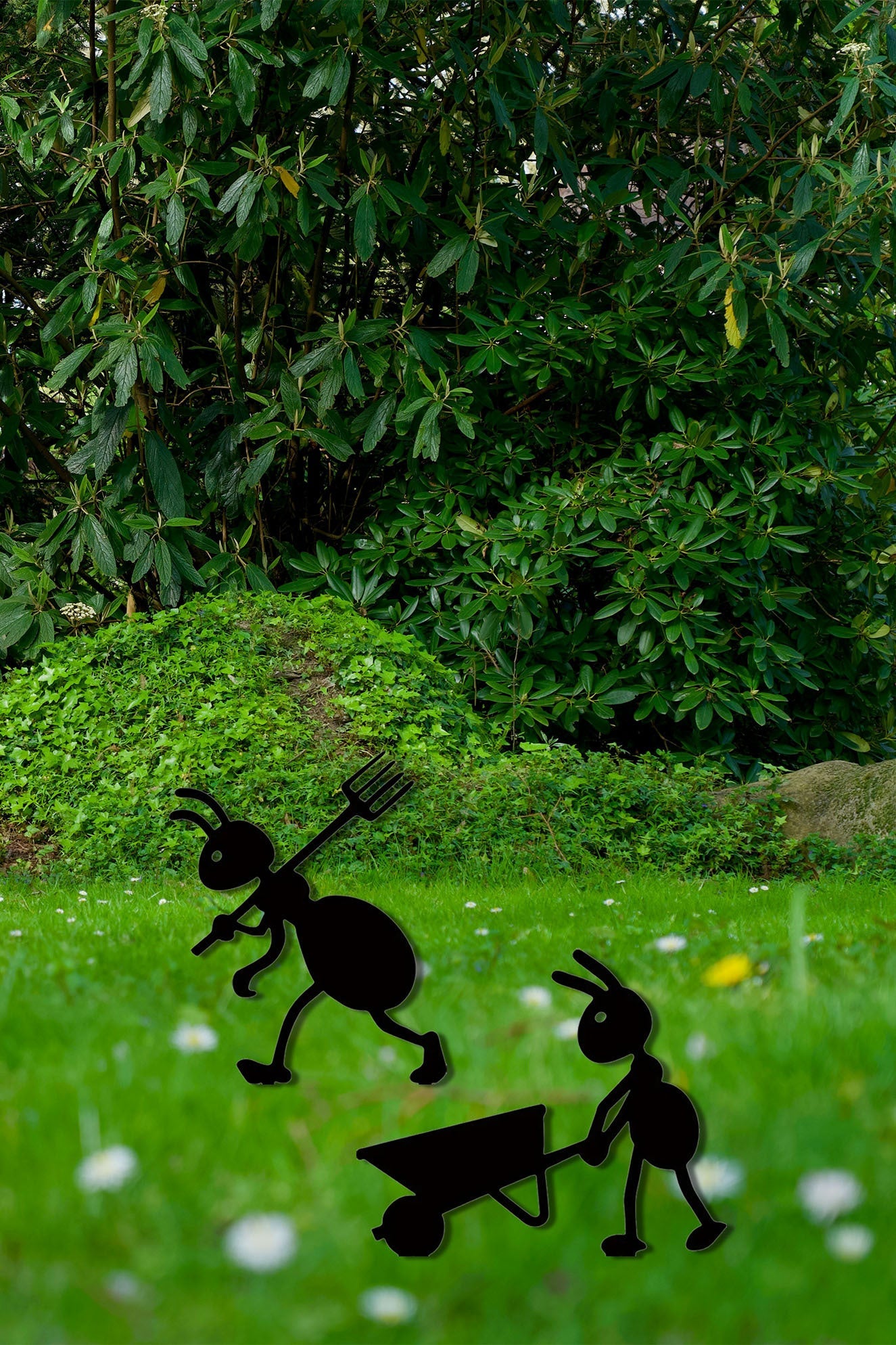 Decorative Iron Ant Garden Stake,Outdoor Metal Yard Art For Lawn, Patio,Backyard