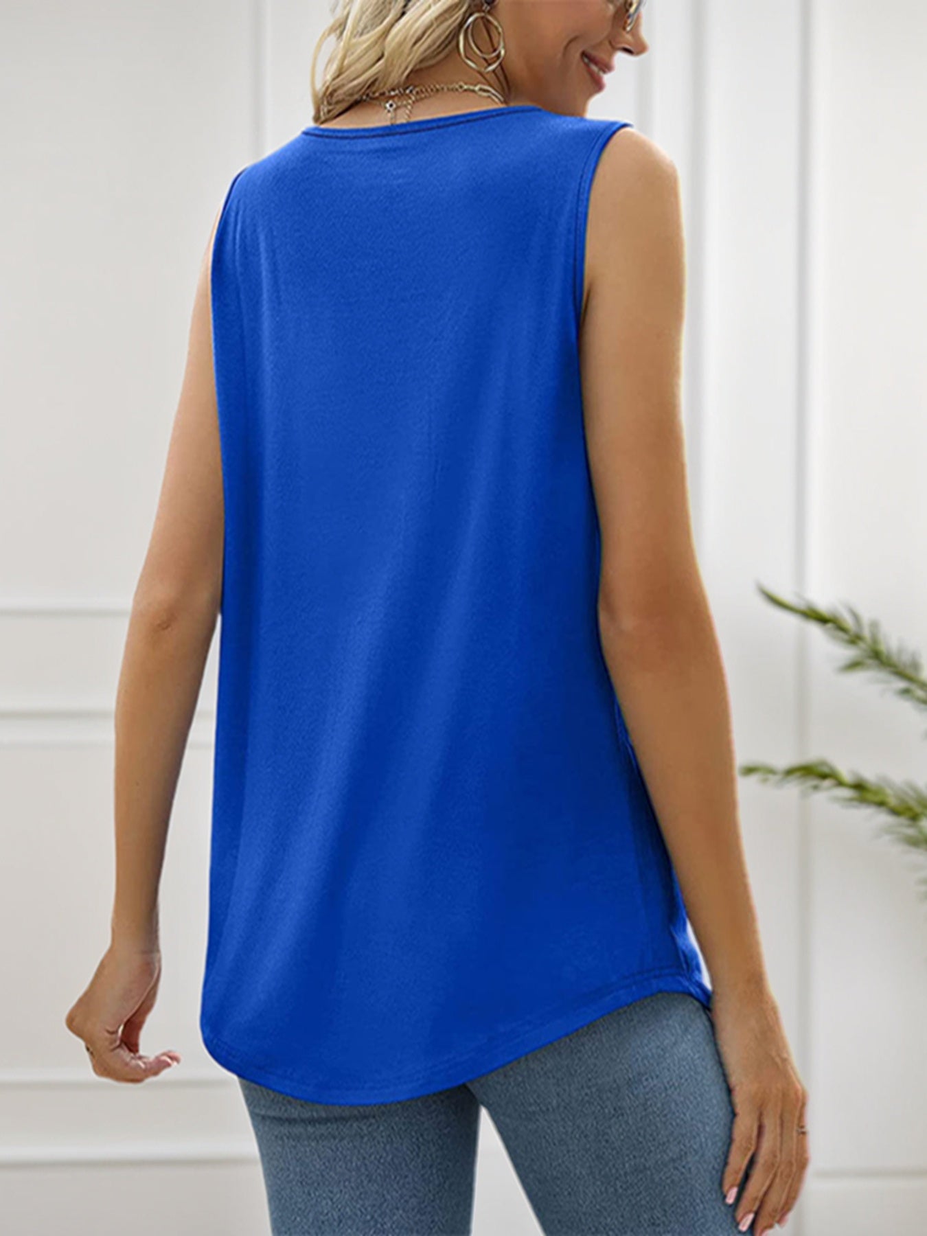 2-piece Women's Vest Pleated Square Neck Sleeveless Tuxedo Top