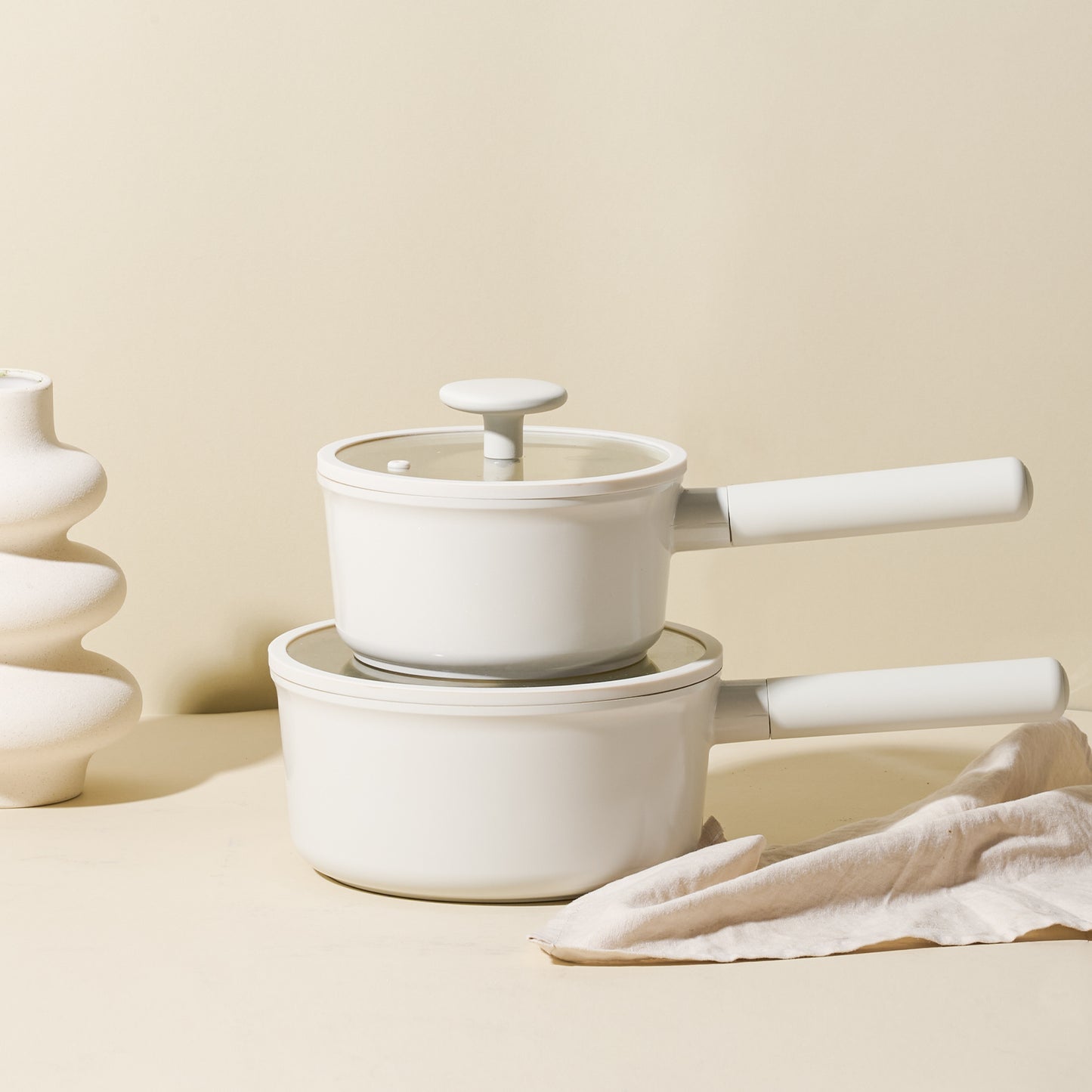 2 Piece Set 6.3 Inch,7.87 Inch ,1.5 QT,3 QT, Aluminum Mini Pots With Detachable Handles And Glass Lids ,Free Of PFOA,PFOS, Dishwasher Safe, Compatible With Gas,Electric Ceramic Cooktops