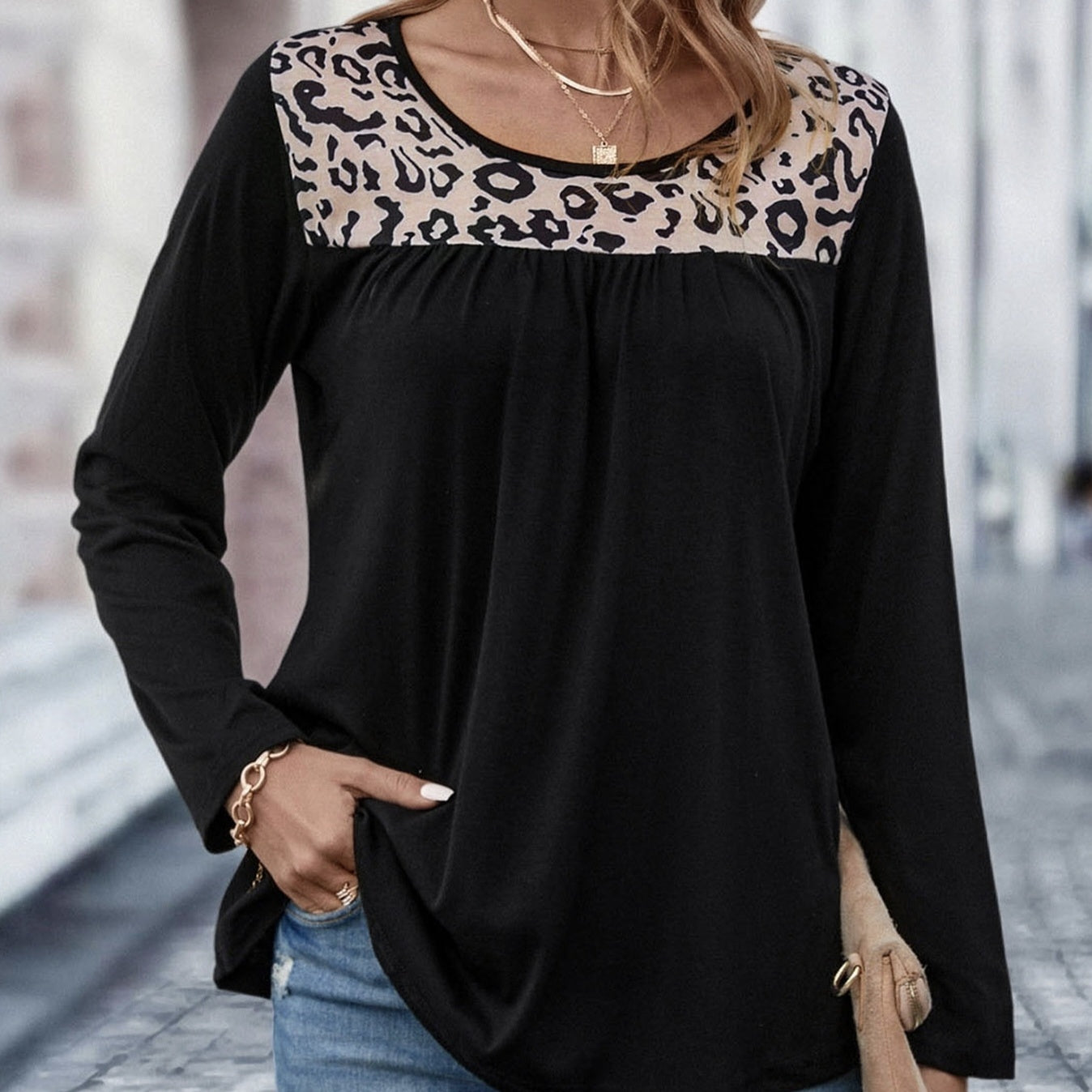 Ladies' Fashionable Casual Printed Round Neck Long Sleeved Home T-shirt Top