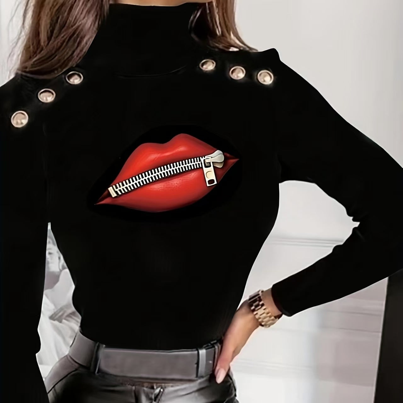 Ladies' Fashionable Casual Rivet Button Design Sexy Big Lip Printed T-shirt Long Sleeved
