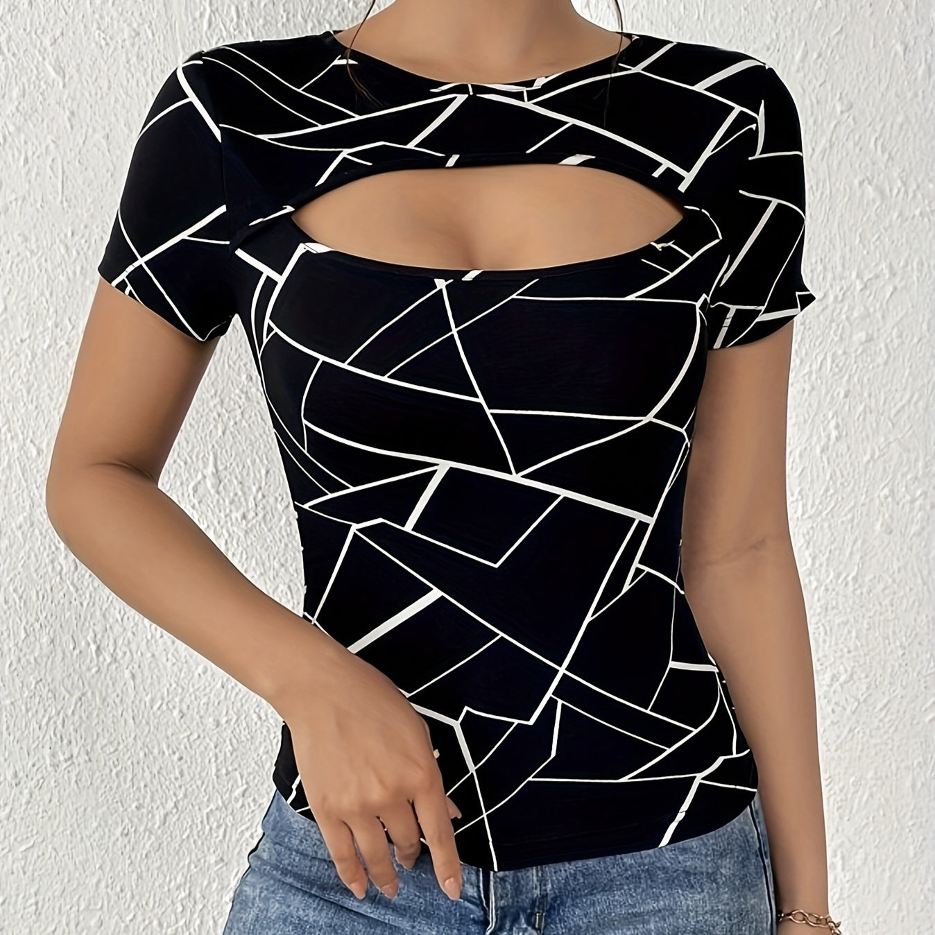 Ladies' Geometric Print Design Casual Style Hollowed Out Front Collar Round Neck Shoulder T-shirt Top
