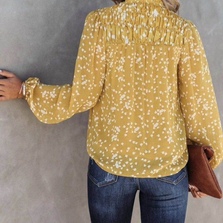 Women's New V-neck Printed Pleated Detail Fashionable, Fresh And Versatile Commuting Vacation Fashionable Shirt Top