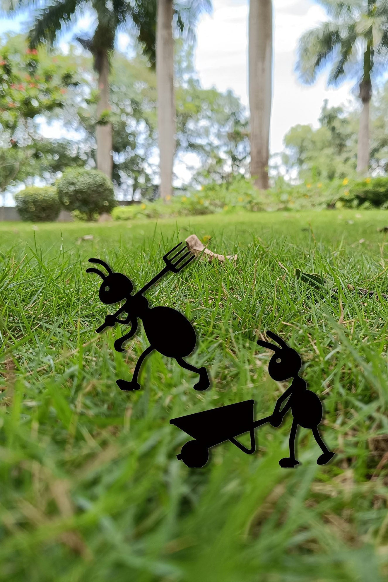 Decorative Iron Ant Garden Stake,Outdoor Metal Yard Art For Lawn, Patio,Backyard