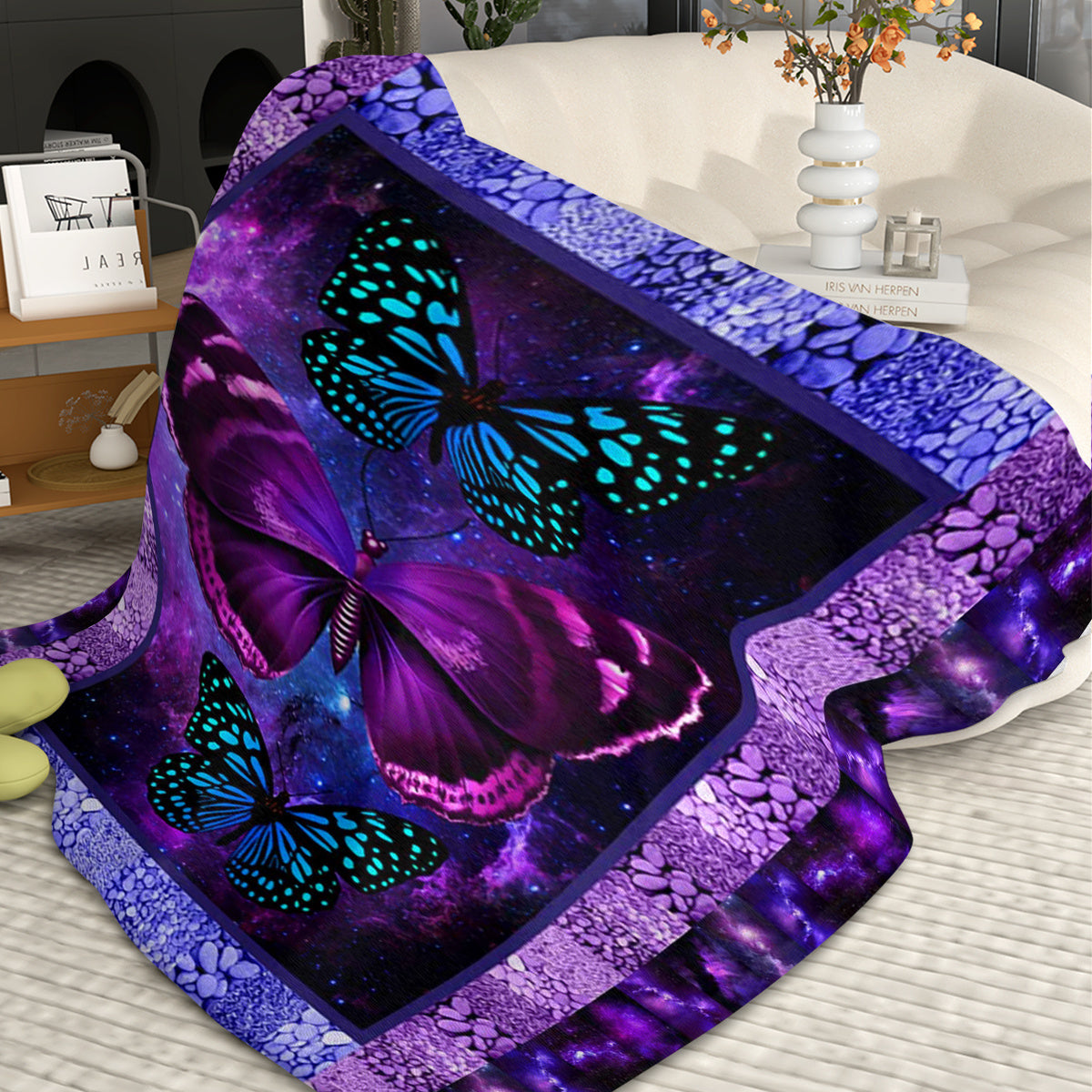 Cozy Butterfly Printed Flannel Blanket - Soft, Warm, And Lightweight Throw For Couch, Sofa, Office, Bed, Camping, And Travel - Multi-Purpose Gift For All Seasons With Versatile Design