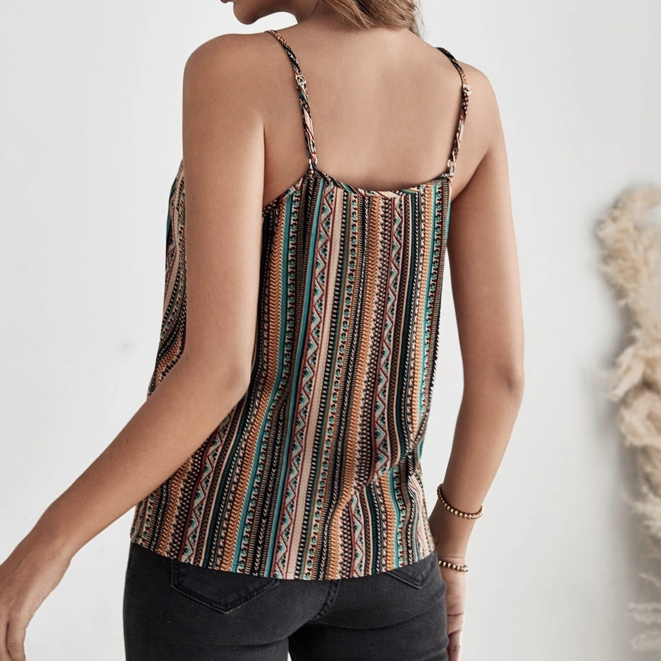 Ladies' Fashionable Geographical Print Retro Camisole Top