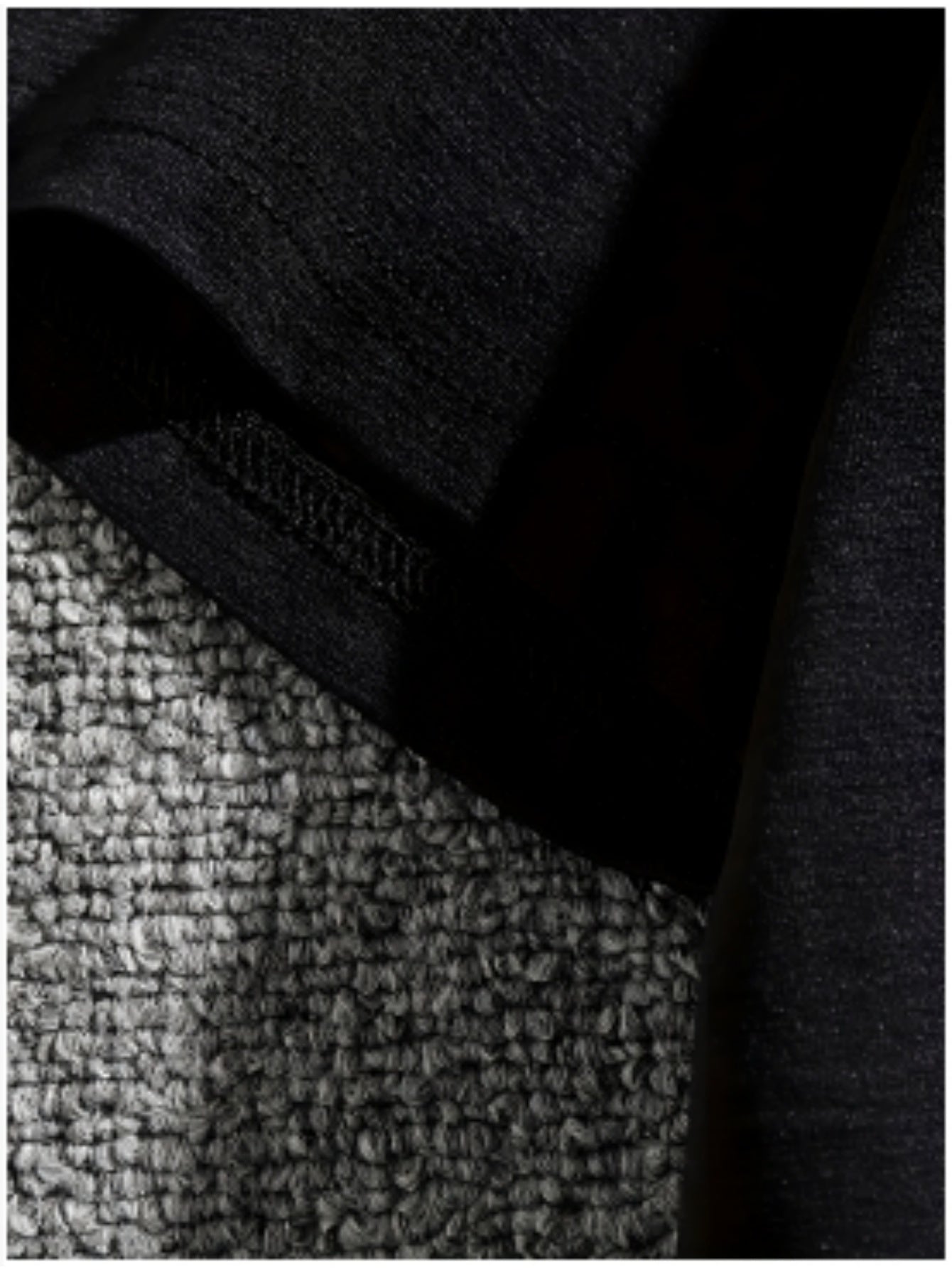 Explore The Latest Fashion Trends At Popular US Online Clothing Platforms Where Unique Designs Await Your Discovery